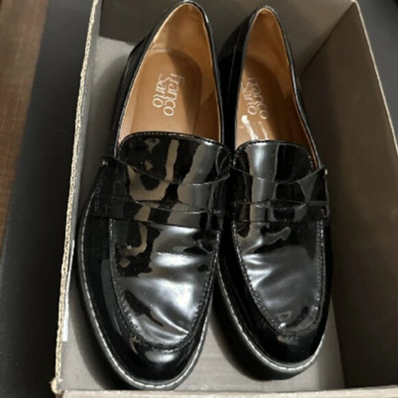Franco Sarto Womens Cassandra Penny Loafers Black Patent Platform Shoes Sz 7.5M - Picture 2 of 2